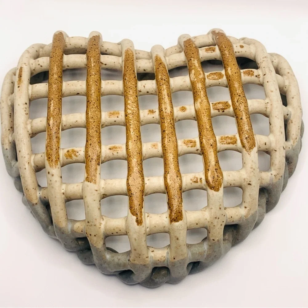 Rustic Handmade Pottery Ceramic Heart Dish Bowl – Lattice Design